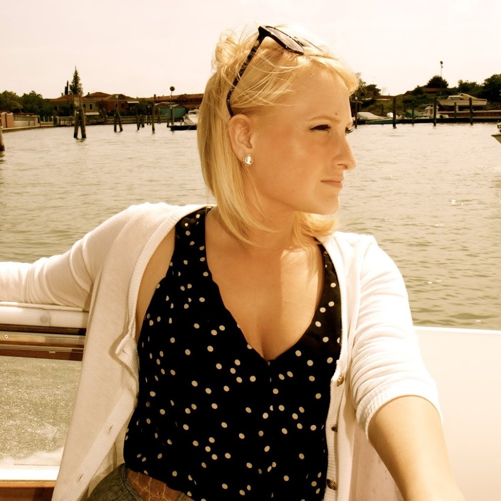 Meet your Posher, Liza